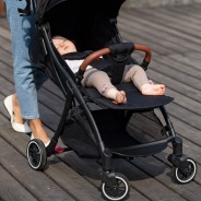 Lionelo Julie One Beige Sand — Poussette bébé